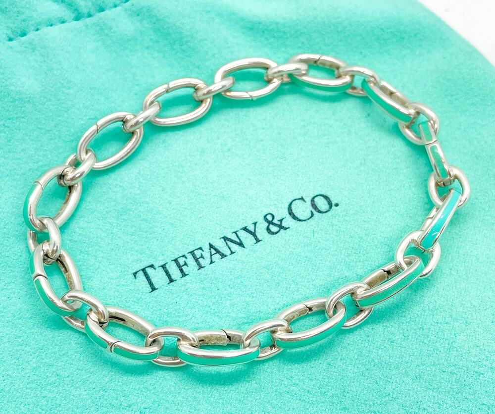 Tiffany & Co. Blue Enamel Clasping Oval Link Bracelet Silver Charm 8"